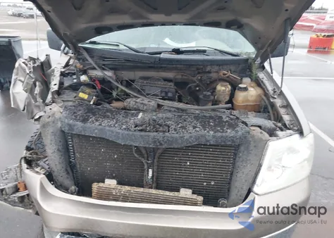 2005 Ford F-150 Fx4/Lariat/Xl/Xlt from USA, damaged, VIN 1FTPX14515NB05226